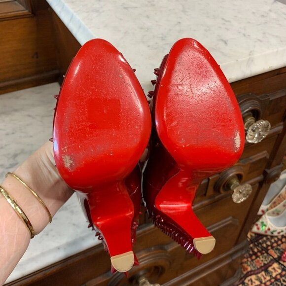 Christian Louboutin Jurayoo 100 Spike Pump Carmin Patent - Picture 4 of 7